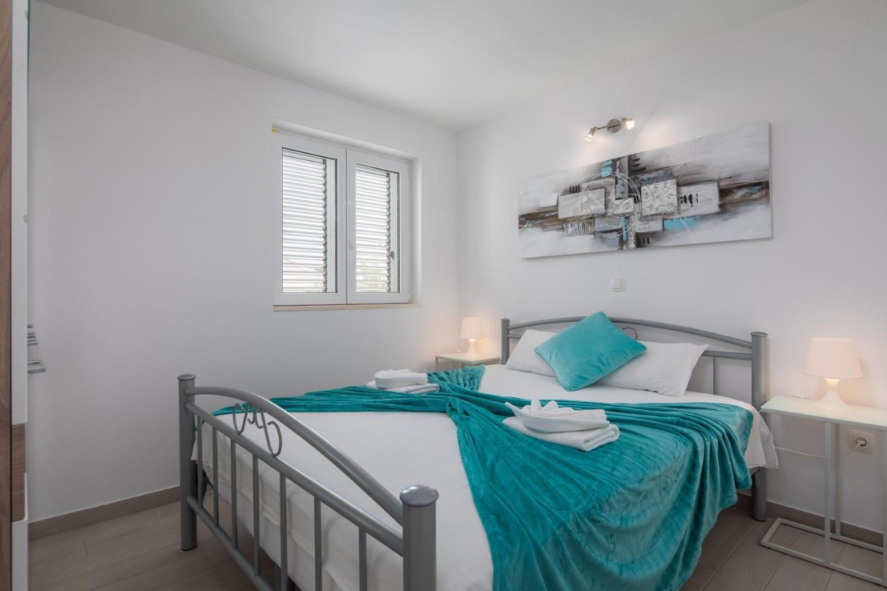Vila Blanka Apartments Rogoznica  Εξωτερικό φωτογραφία