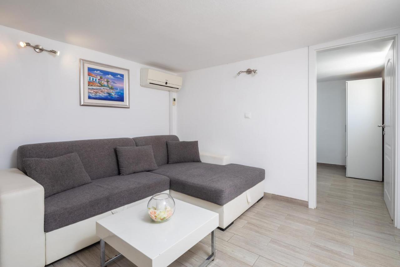Vila Blanka Apartments Rogoznica  Εξωτερικό φωτογραφία