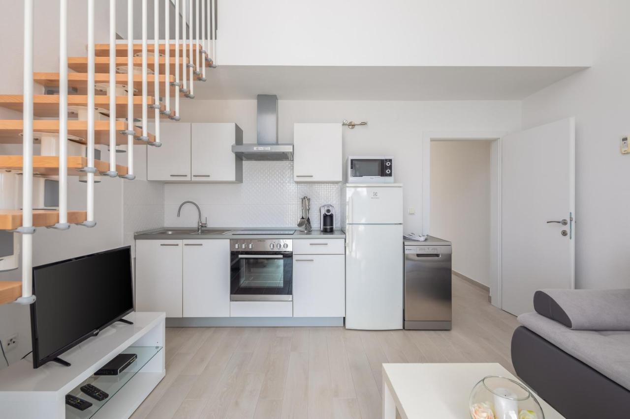 Vila Blanka Apartments Rogoznica  Εξωτερικό φωτογραφία