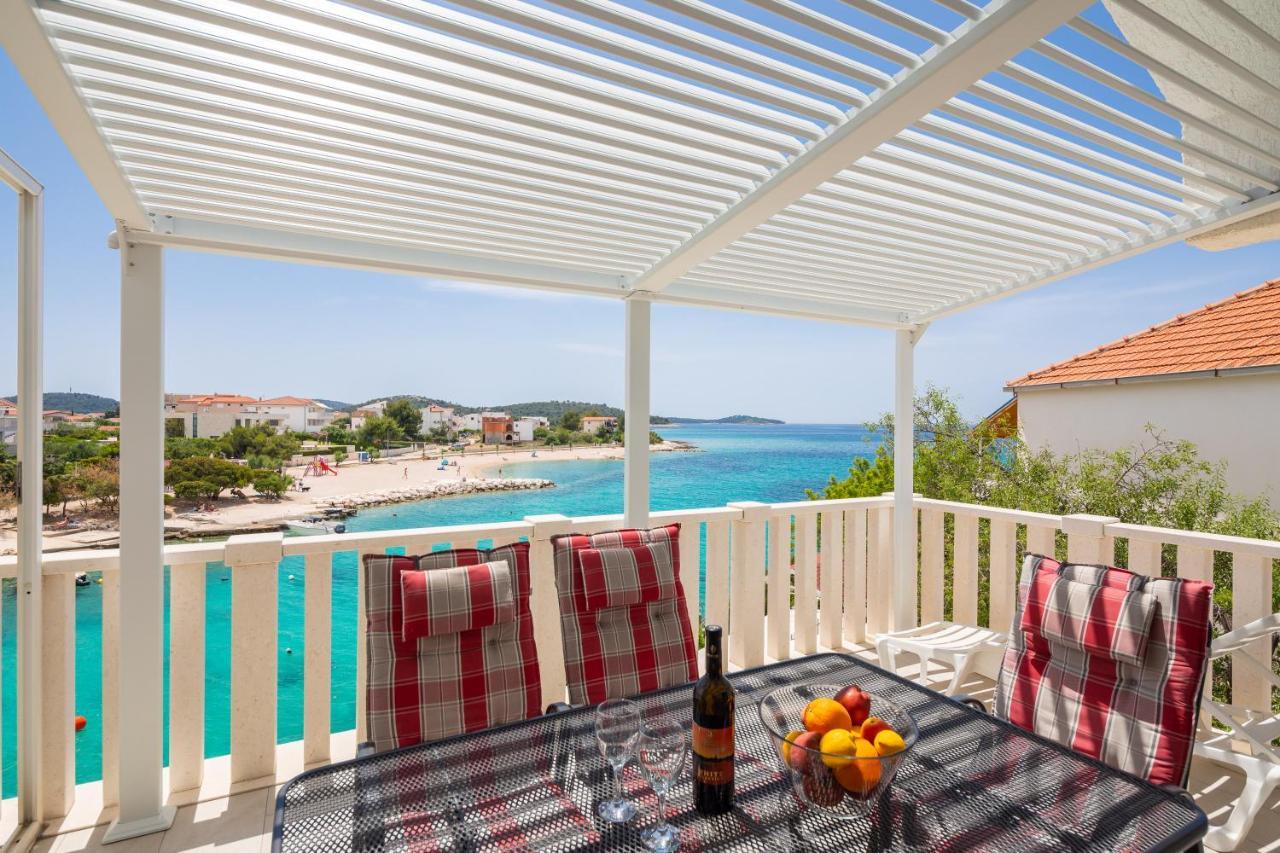 Vila Blanka Apartments Rogoznica  Εξωτερικό φωτογραφία
