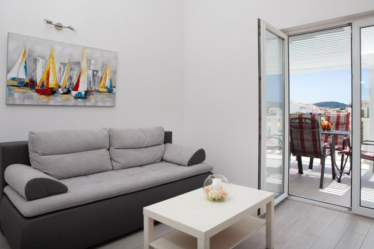 Vila Blanka Apartments Rogoznica  Εξωτερικό φωτογραφία