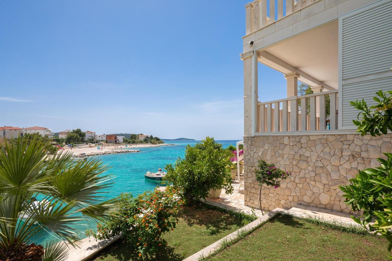 Vila Blanka Apartments Rogoznica  Εξωτερικό φωτογραφία