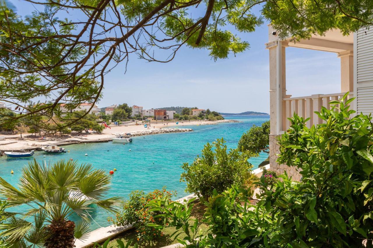 Vila Blanka Apartments Rogoznica  Εξωτερικό φωτογραφία